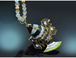 Around 1970! Enameled fish pendant on a long aquamarine...