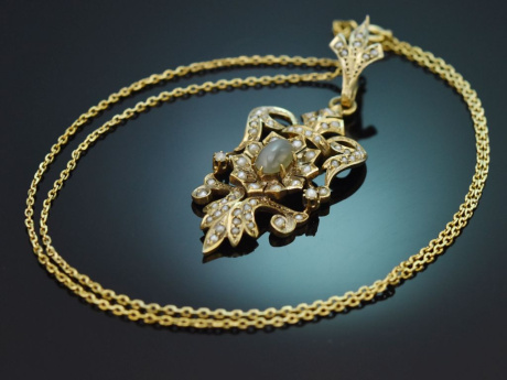 Um 1890! Historismus Anh&auml;nger mit Kette grauer Mondstein Saatperlen vergoldetes Silber