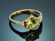 Elegant peridot ring with diamonds in 585 gold