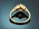Elegant peridot ring with diamonds in 585 gold