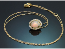 Feines Opal Diamant Collier aus Gold 750