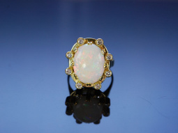 Exclusively Elegant! Aparter Ring Gelbgold 585 Opal...