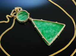 Traumhafte Jade! Kette Gold 375 Jade England um 1940