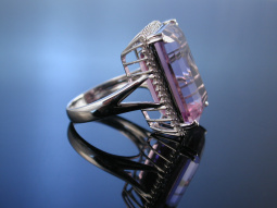 Wundervolles Lila! Edler Amethyst Ring Weiss Gold 750 Brillanten