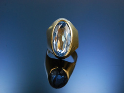 Ring Verneuil Spinell Gold 750