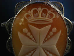 Malteser Kreuz! Antike Muschel Gemmen Brosche Kamee Silber cameo brooch England um 1880