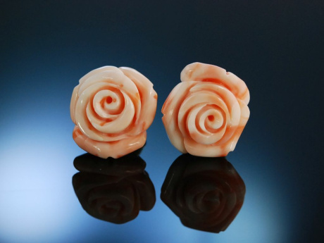 Charmante Rosenbl&uuml;ten! Exquisite gro&szlig;e Engelshaut Korallen Ohrringe Gold 585 coral earrings