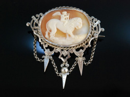 Putto mit L&ouml;we! Antike Gemmen Brosche Silber Kamee cameo brooch Frankreich um 1860