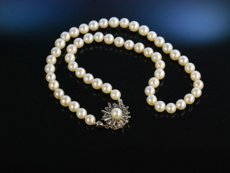 Klassische Akoya Zuchtperlenkette Gold 585 Saphire Perlenkette feine ,  269,00 € | Goldketten