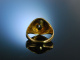 Um 1960! Schöner Ring Gold 750 Brillant über blauem Email