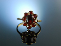 Klassischer Granat Ring Gold 333 Tracht M&uuml;nchen um 1950