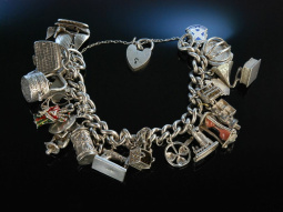 Heavy Charms! Bettelarmband Silber London um 1965 21...