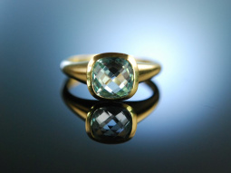 Italian Style! Ring Gold 750 Blue Topas Schachbrettschliff