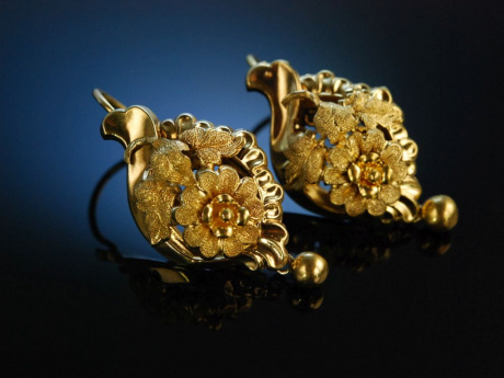 Münchner Biedermeier! Wundervolle Ohrringe Gold 750 Blütenmotive um 1840