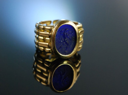 England um 1990! Besonderer Ring Gold 750 blaue Kamee Paste Glaspaste