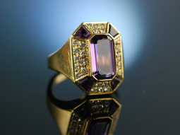 Edel und massiv! Ring Gold 750 Amethyst Brillanten...