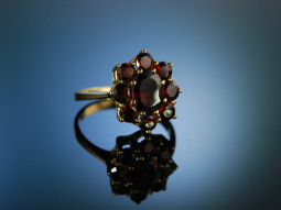 Classy Garnet! Granat Ring Gold 333 M&uuml;nchen um 1950...