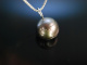 Classy Pearl and Diamond! Großer Tahiti Zucht Perlen Anhänger  mit Brillant und Kette Gold 750