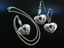 Heart Beat! Ohrringe und Anh&auml;nger mit Kette Herz Silber 925 Granate