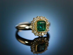 Finest Emerald! Klassischer Ring Gold 750 Brillanten Smaragd