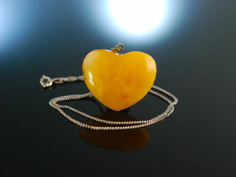 Amber Heart! Herz Anh&auml;nger mit Kette 4,8 Gramm Baltic Butterscotch Bernstein Silber