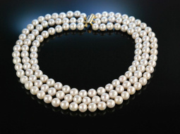 Kennedy Style! Fantastisches wei&szlig;es Zuchtperlen Collier 3 reihig Gold 585 Pearl Necklace