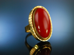 Fantastic Coral! Gro&szlig;er Ring feinste italienische Koralle Cabochon massive 18 Gramm! Gold 585