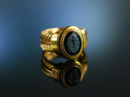 Antique Intaglio! Schwerer Ring Gold 750 antikes Achat Intaglio