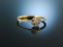 So sweet! Sch&ouml;ner klassischer Verlobungs Engagement Ring Gold 750 Brillanten