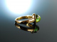 Grasgr&uuml;n! Sch&ouml;ner klassischer Ring Gold 750 Peridot