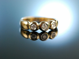 Jetzt sind wir zu dritt! Brillant Ring Gold 585 drei...