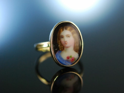 Um 1900! H&uuml;bscher Ring mit Porzellan Miniatur einer jungen Dame Gold 333