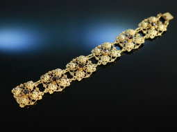 Zart golden zur Tracht! H&uuml;bsches Armband Silber vergoldet Granate um 1950