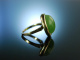 Vintage Greenery! Schicker Ring Gold 585 Jade Cabochon M&uuml;nchen um 1960