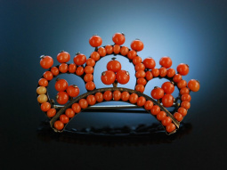 Vienna around 1880! Coral Brooch Crown Salmon Sardegna...