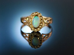Um 1900! Charmanter historischer Opal Ring Rot Gold 333 Saatperlen