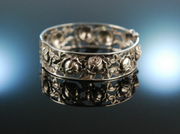 To the dirndl! Pretty bangle rose petals silver 835...