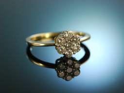 My Beauty! Klassischer englischer Daisy Diamant Verlobungs Ring Gold 375