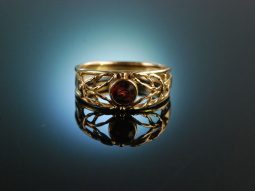 M&uuml;nchen um 1900! H&uuml;bscher Granat Ring Gold 585