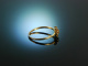 Delicate blossom to the costume! Fine ring gold 333 garnet around 1930
