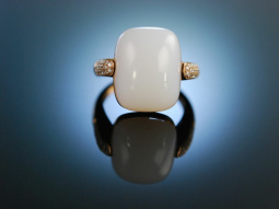 Schimmerndes Wei&szlig;! Exquisiter Ring Ros&eacute; Gold Brillanten Schnee Quarz Cabochon