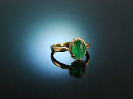Greenery! Wundervoller Smaragd Cabochon Verlobungs Ring Gelb Gold 750 Diamanten