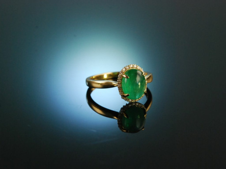 Greenery! Wundervoller Smaragd Cabochon Verlobungs Ring Gelb Gold 750 Diamanten