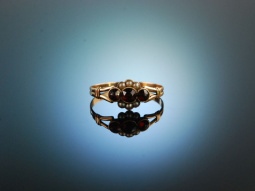 Um 1860! Charmanter historischer Ring Gold 333 Granate Saatperlen
