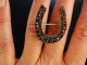 Glitzerndes Glck! Antike Hufeisen Brosche Granate Tombak Bhmen um 1870