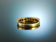 London 1975! Feiner klassischer Ring Brillanten Saphire Gold 750 Platin