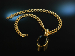 Around 1985! Statement necklace with big green pendant...