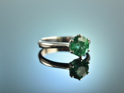 Munich around 2010! Dream Emerald Solitaire Ring ca. 1,6...