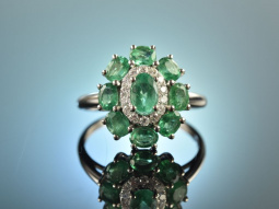 Edles Gr&uuml;n! Sch&ouml;ner Smaragd Brillant Ring...