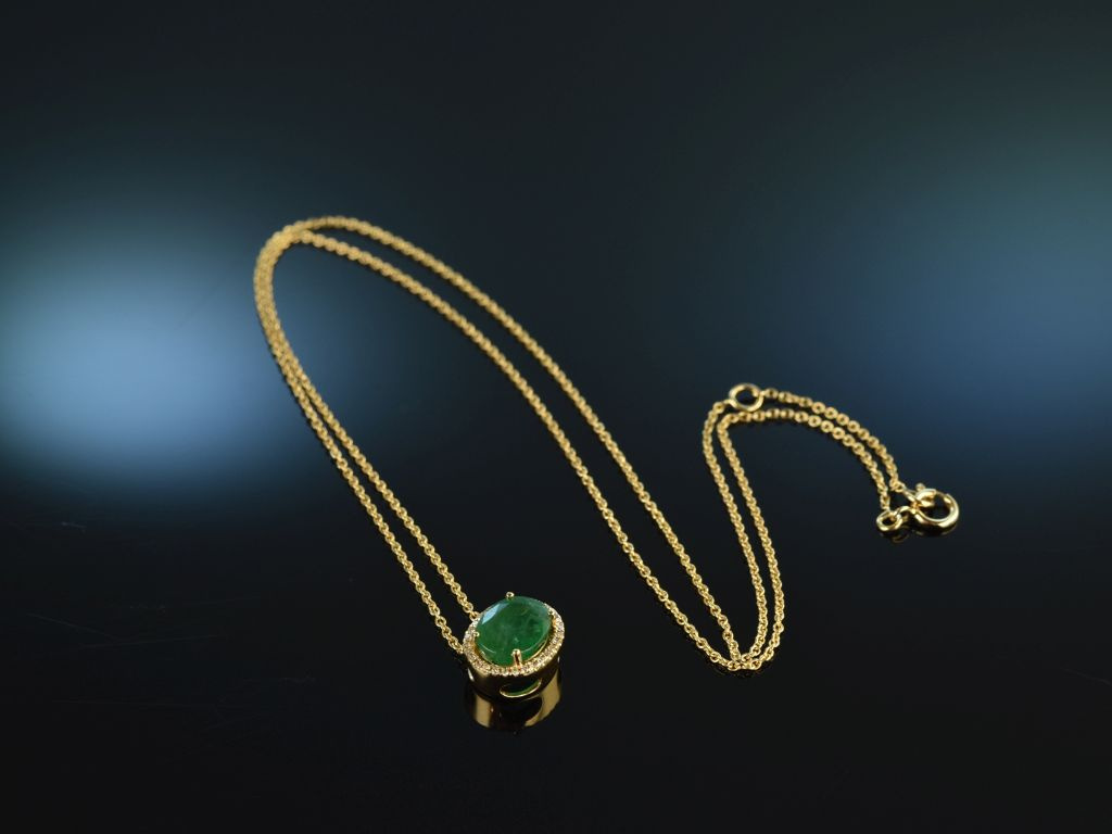 Fine Emerald! Zarter Smaragd Diamant Anhänger mit Kette Gold 750, 749,00 €